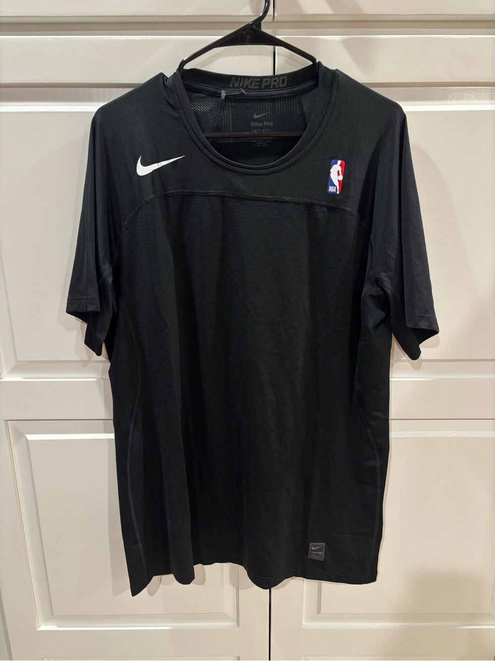 Nike Pro NBA Team-Issue Hypercool Layer Shirt Black Size XL-TALL | 880810-010